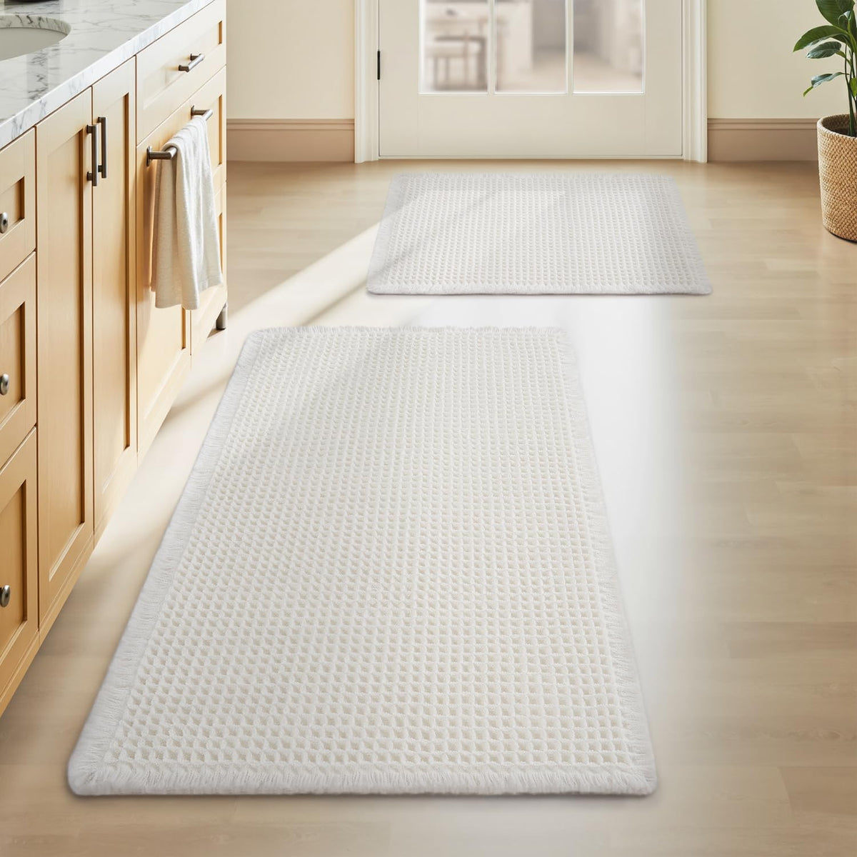 Upgraded Waffle Bath Mat Ultra Absorbent Non Slip Bathroom Mat, 17" x 24" | Brown, Quick Dry Washable Bathroom Rugs, Extra Soft Decorative Bath Rugs for Bathroom Floor, Beside Tub and Shower
