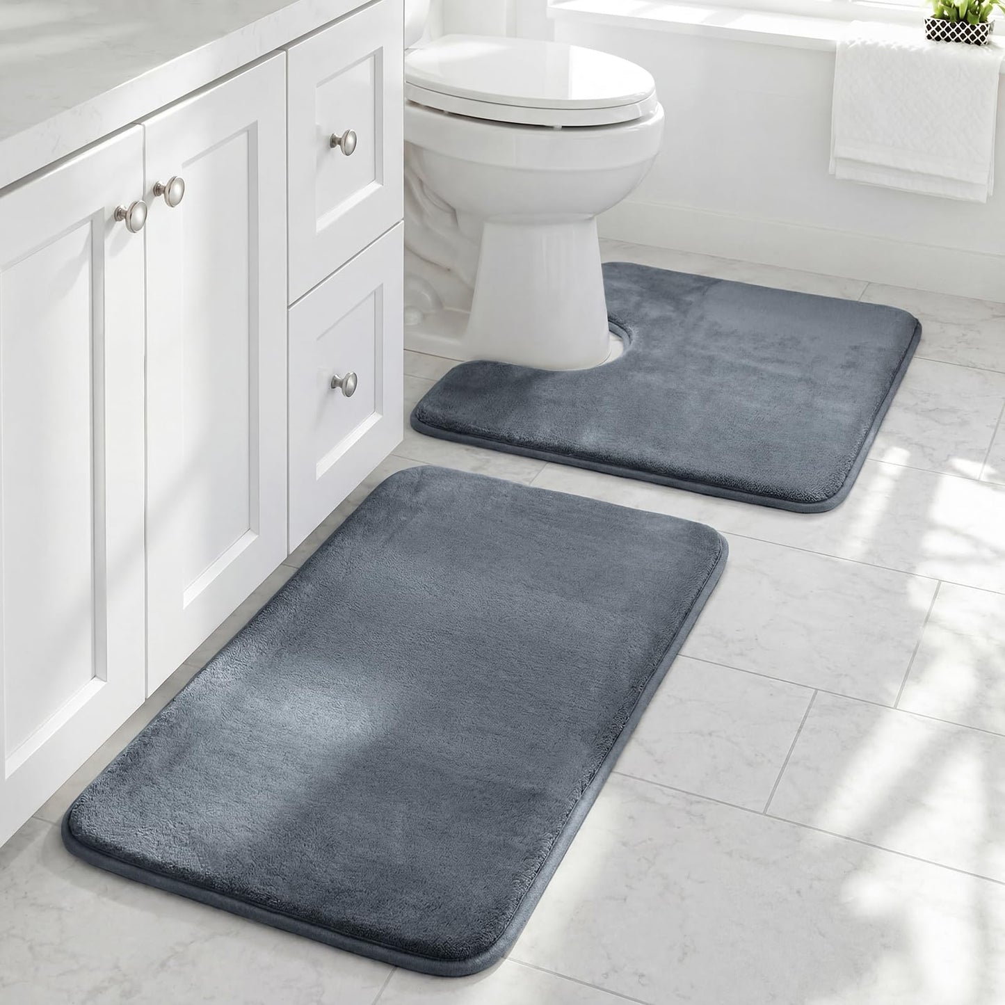HUXMEYSON Bathroom Rugs Sets 3 Piece, Non-Slip & Quick Dry Bath Mat Set, Ultra Soft Velvet Bath Rugs for Bathroom, Toilet and Shower Floor, Grey