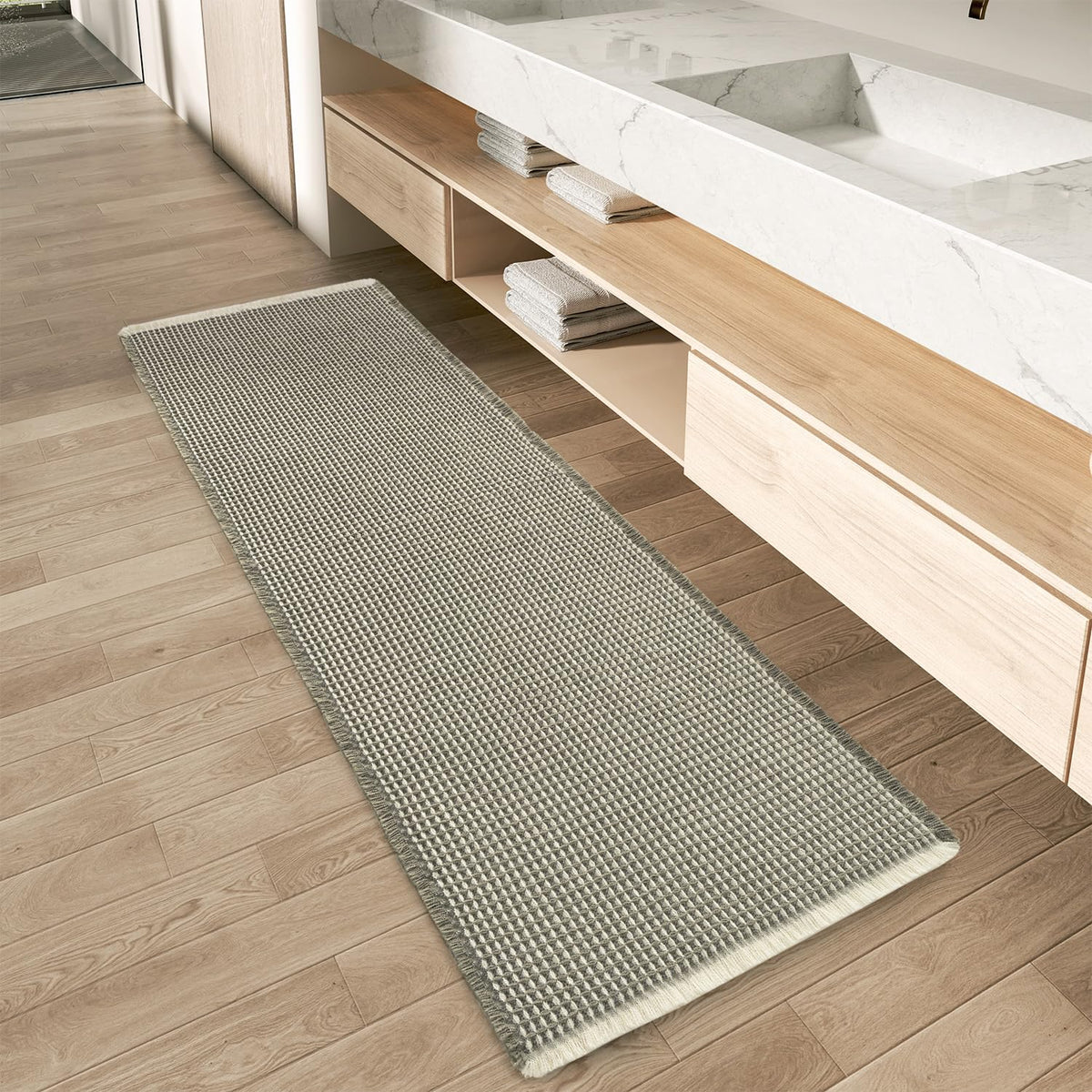 Upgraded Waffle Bath Mat Ultra Absorbent Non Slip Bathroom Mat, 17" x 24" | Brown, Quick Dry Washable Bathroom Rugs, Extra Soft Decorative Bath Rugs for Bathroom Floor, Beside Tub and Shower