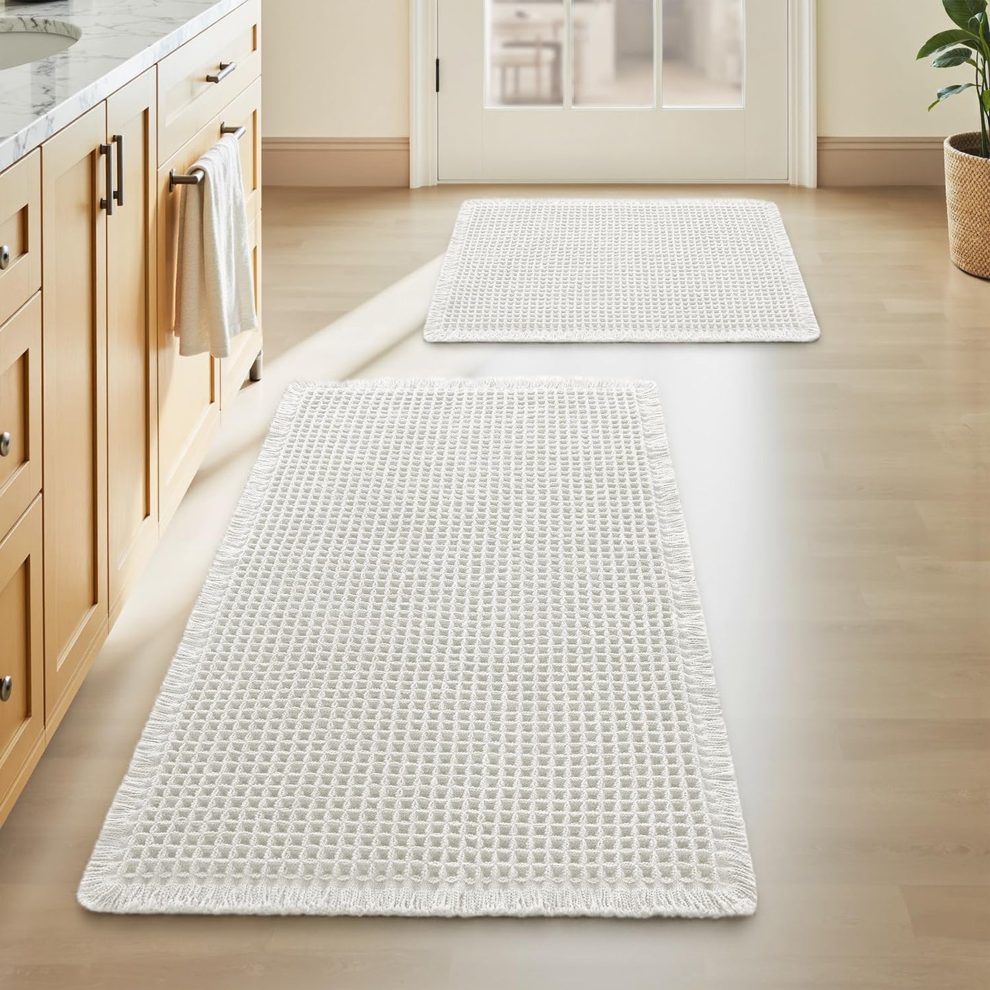 Upgraded Waffle Bath Mat Ultra Absorbent Non Slip Bathroom Mat, 17" x 24" | Brown, Quick Dry Washable Bathroom Rugs, Extra Soft Decorative Bath Rugs for Bathroom Floor, Beside Tub and Shower