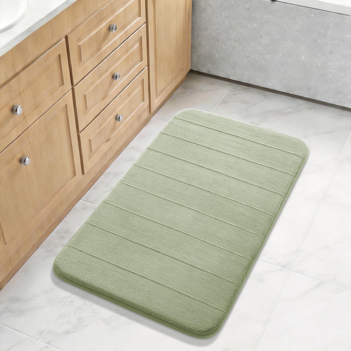 Yimobra Memory Foam Bath Mat, Super Soft Absorbent Bathroom Rug Non Slip, Quick Dry, Machine Washable Floor Carpet for Tub Shower, Home Decor Accessories, 24x17, Grey